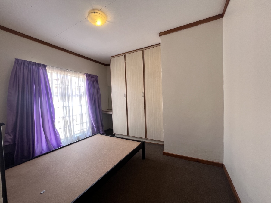 To Let 2 Bedroom Property for Rent in Doringkruin North West